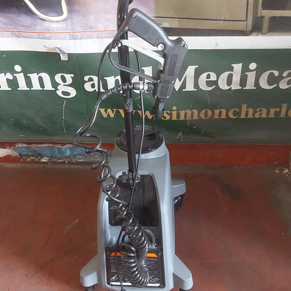 BRAND NEW KÄRCHER PS4/7 BP S/N010021 BATTERY MISTING MACHINE