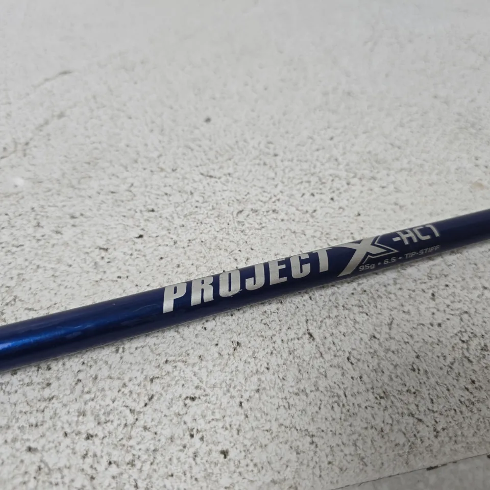 TITLEIST GOLF DRIVER HEAD WITH BLUE PROJECT X SHAFT