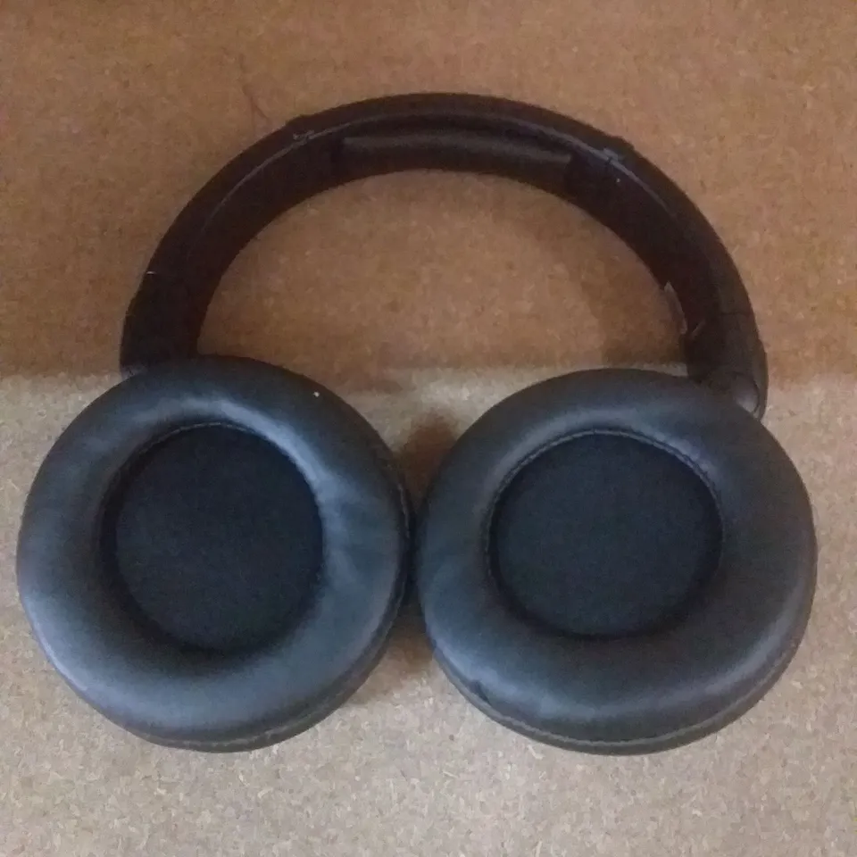BOXED BEHRINGER HPX6000 BLACK HEADPHONES 