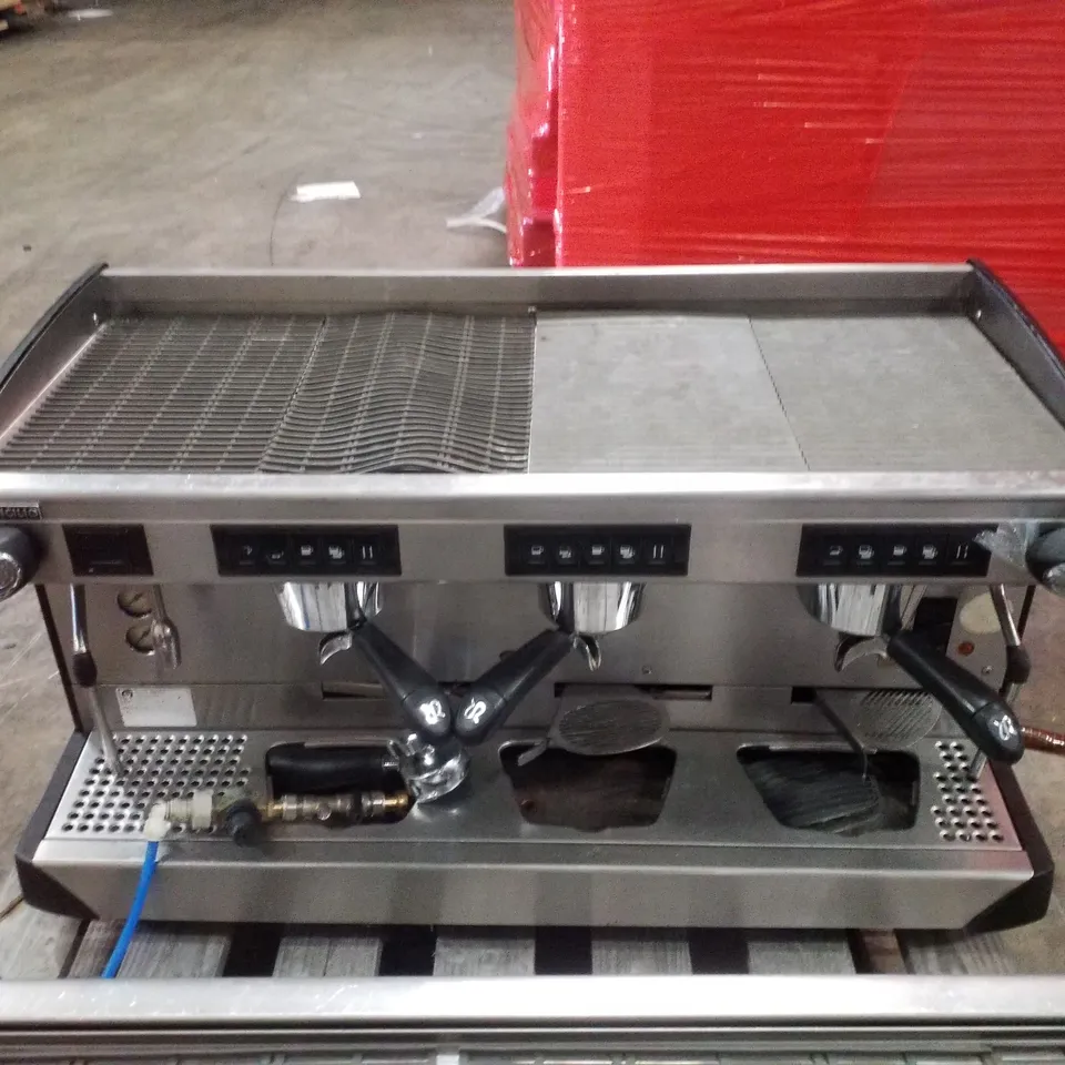 RANCILIO RAN7-3 COMMERCIAL 3 GROUP BARRISTA COFFEE MACHINE