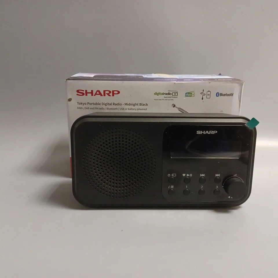 BOXED SHARP TOKYO PORTABLE DIGITAL RADIO IN MIDNIGHT BLACK 