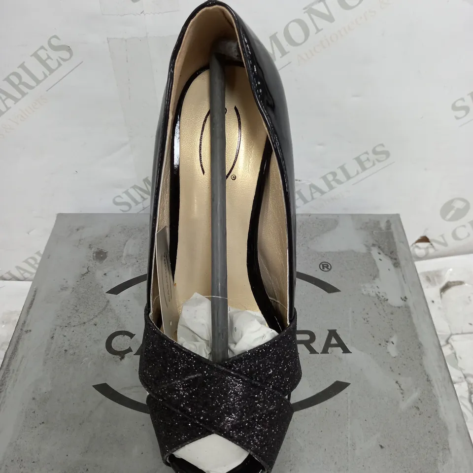 BOXED PAIR OF CASANDRA BLACK OPEN TOED STILLETTO SIZE 3