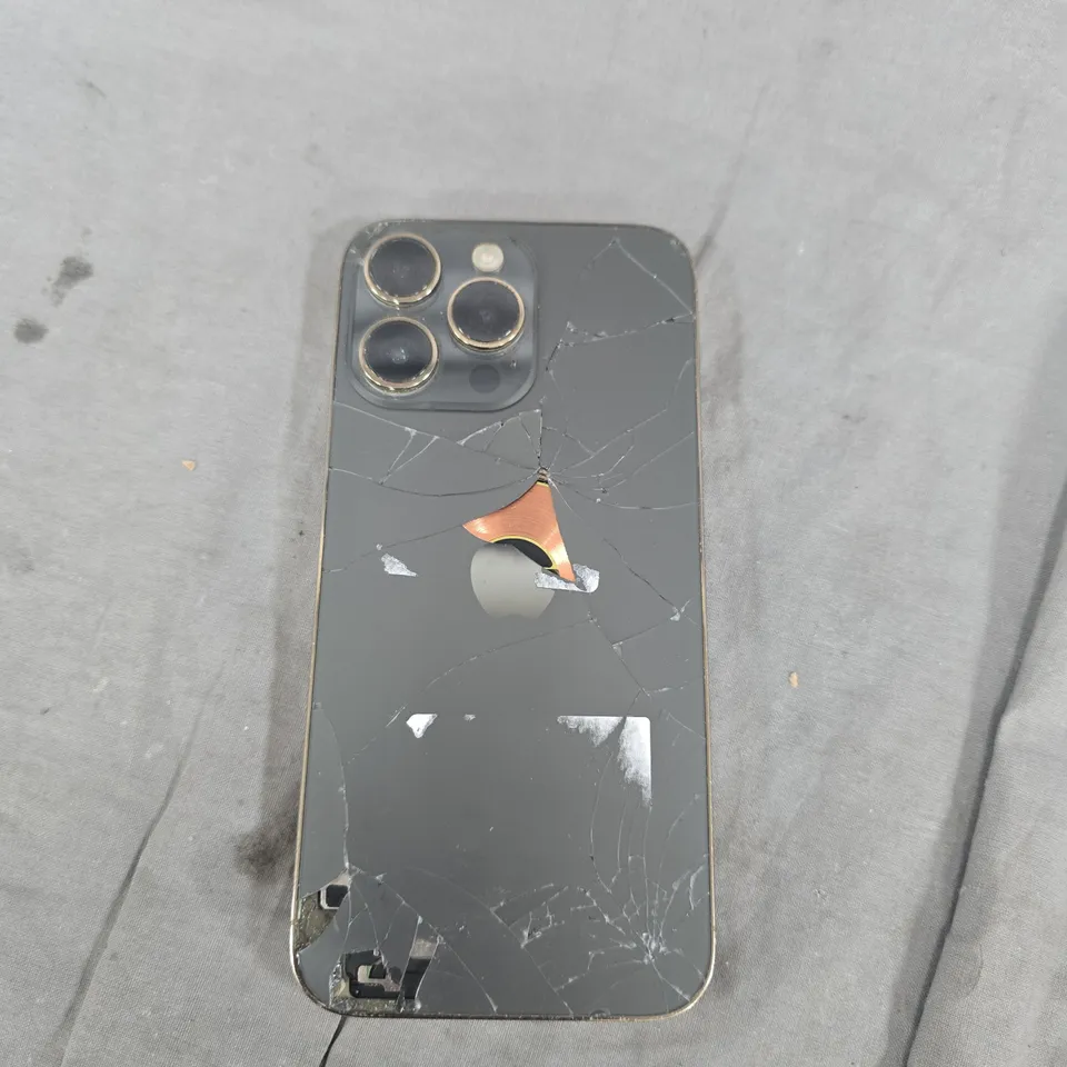 APPLE IPHONE - BOXED