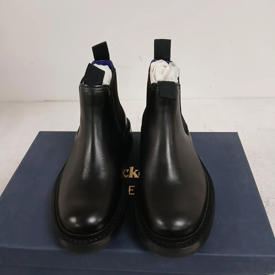 BURBERRY X TRICKER'S BLACK LEATHER CHELSEA BOOTS – ANKLE BOOTS WITH RUBBER SOLES SIZE 2