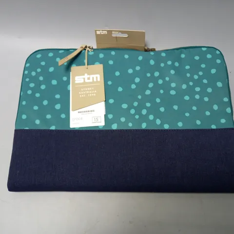 STM GRACE SLEEVE FOR 15" MACBOOK PRO RETINA