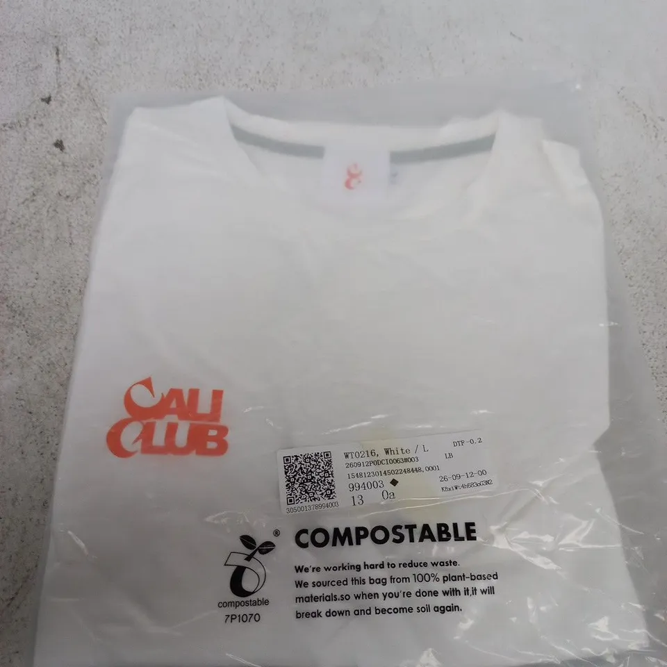 CALI CLUB WHITE LOGO TEE SIZE L