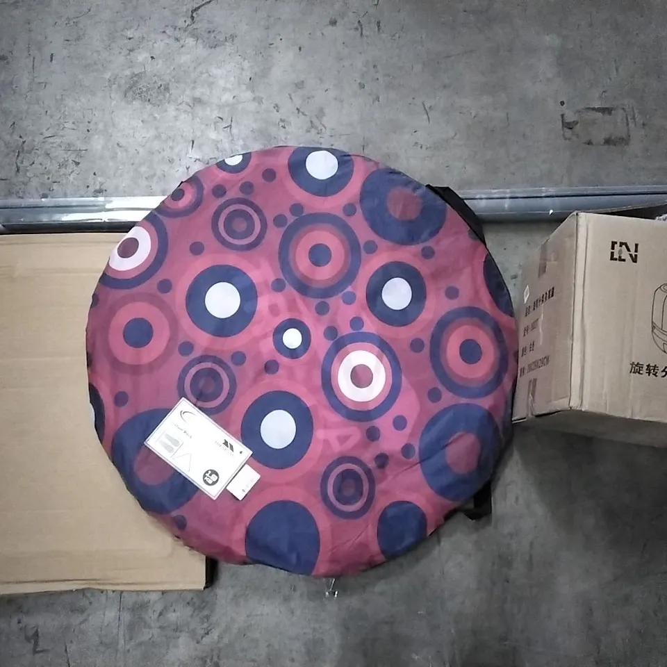 PALLET OF HOUSEHOLD ITEMS TO INCLUDE RICE AND LENTIL DISPENSER, LAPTOP BEDS, BLINDS AND POP UP TENTS ECT