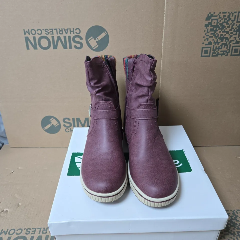 NATRELLE GILLIAN ANKLE BOOTS SIZE 6 BOXED