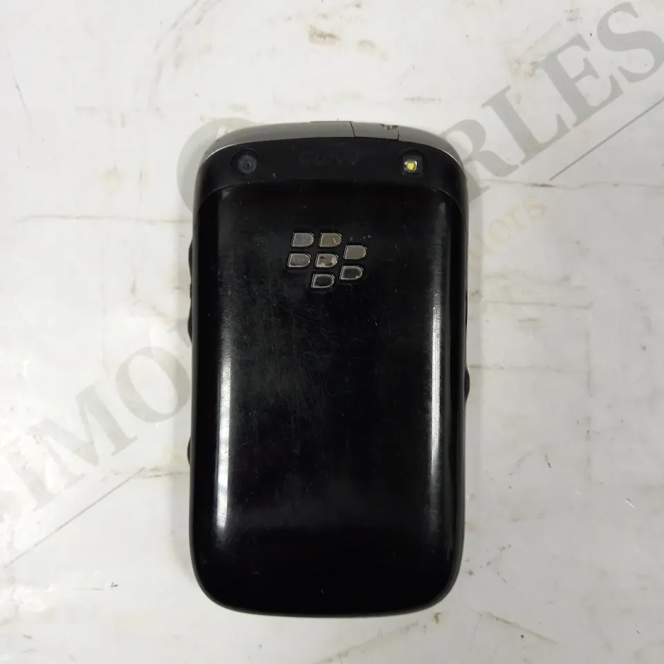 BLACKBERRY CURVE 9320 MOBILE PHONE 
