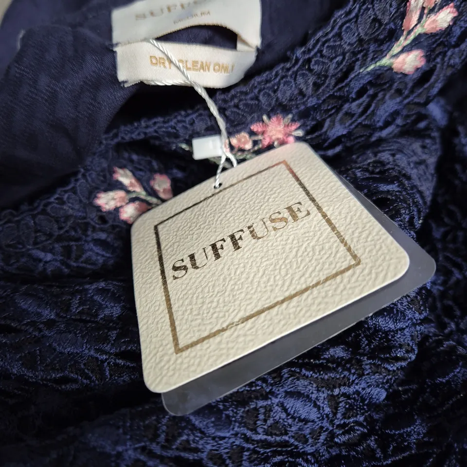 SUFFUSE NAVY LACE EMBROIDERED TUNIC – WOMEN'S, MEDIUM