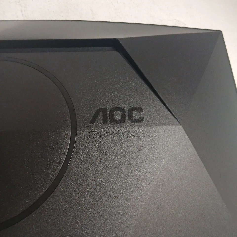 AOC GAMING MONITOR – CURVED DISPLAY, HDMI, BOXED POWERS ON
