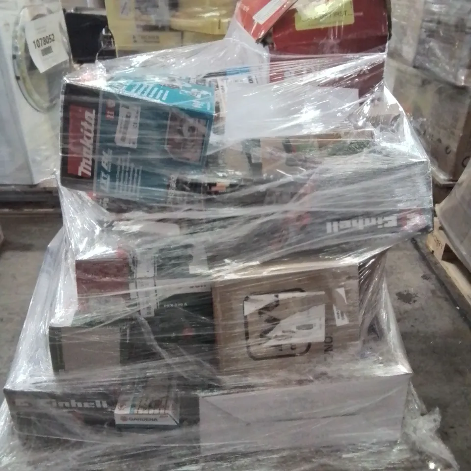 PALLET OF APPROXIMATELY 35 UNPROCESSED RAW RETURN HOUSEHOLD AND ELECTRICAL GOODS TO INCLUDE;