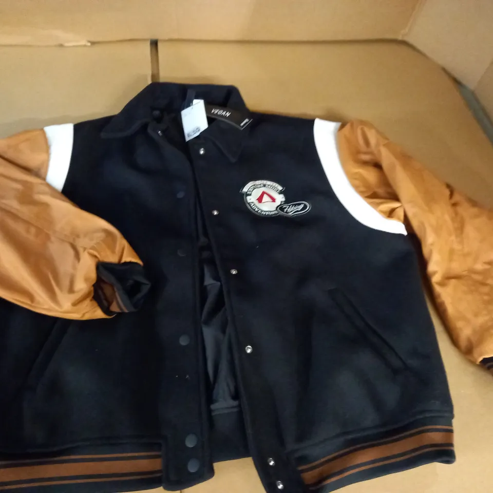DIVIDED CONTRAST SLEEVE JACKET - EUR S