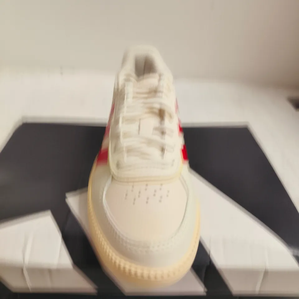 ADIDAS BREAKNET SLEEK J SNEAKERS – WHITE/RED, UK 3.5 (US 4)