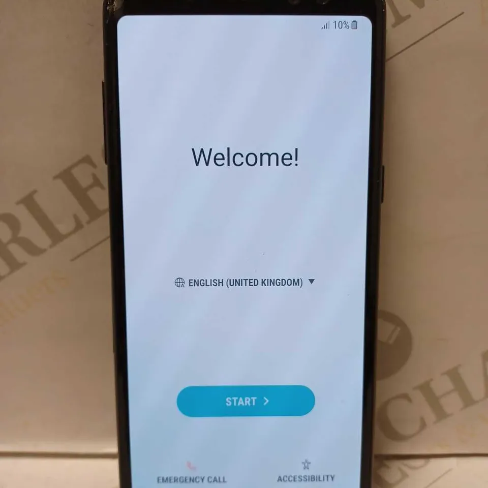 SAMSUNG GALAXY A8 - BLACK