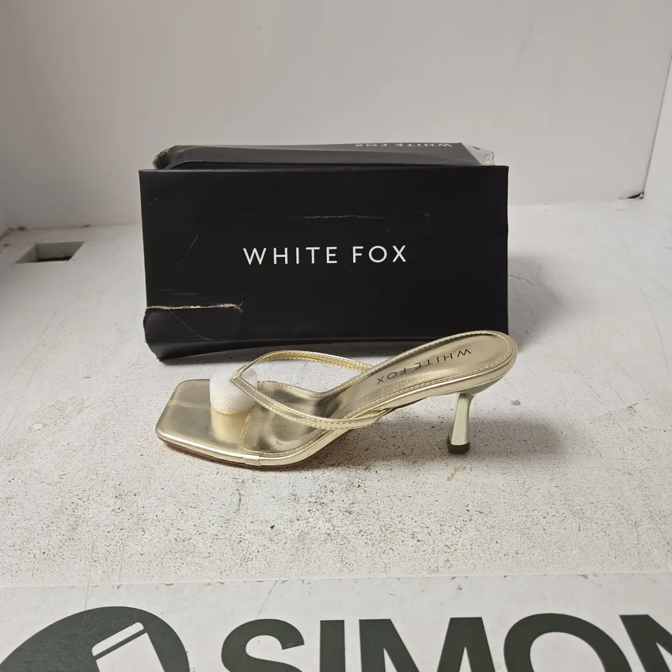 WHITE FOX GOLD METALLIC SANDALS – WOMEN'S OPEN-TOE HEELED SANDALS - UK 7