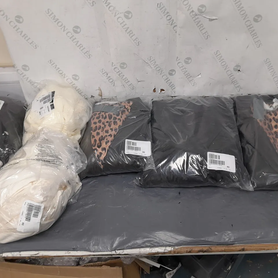 BOX OF APPROXIMATELY 10 ASSORTED BAGGED PIECES OF CLOTHING IN VARIOUS STYLES, SIZES, AND BRANDS 