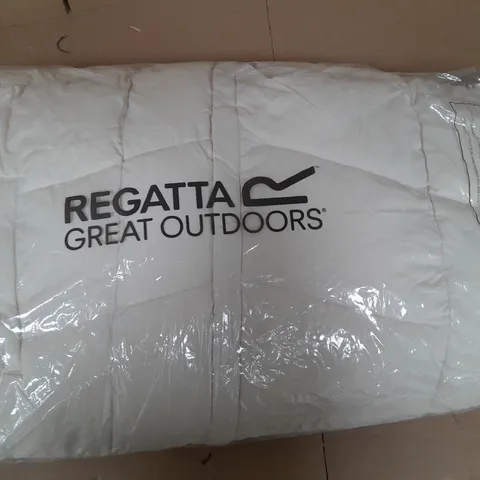 REGATTA GREAT OUTDOORS CREAM WINTER COAT SIZE 16