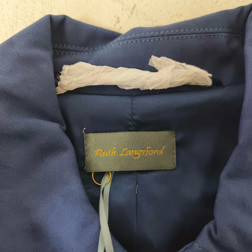 RUTH LANGSFORD NAVY BLUE ZIP-FRONT JACKET – UK 8 (US 4)