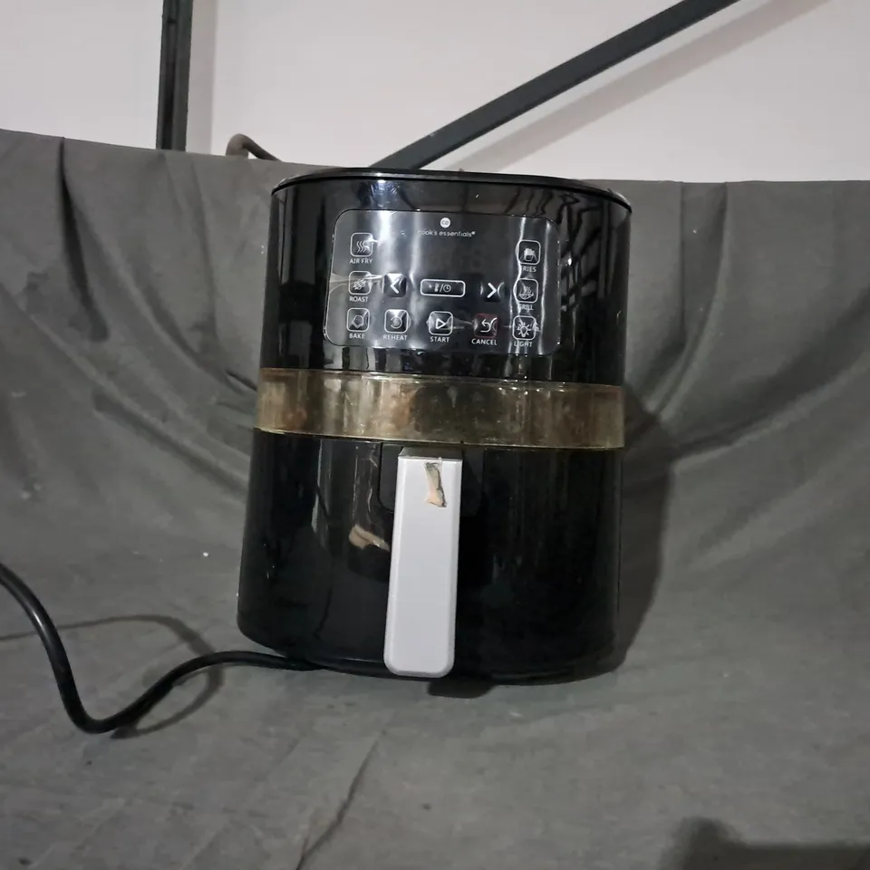COOK'S ESSENTIALS 4L AIR FRYER IN BLACK