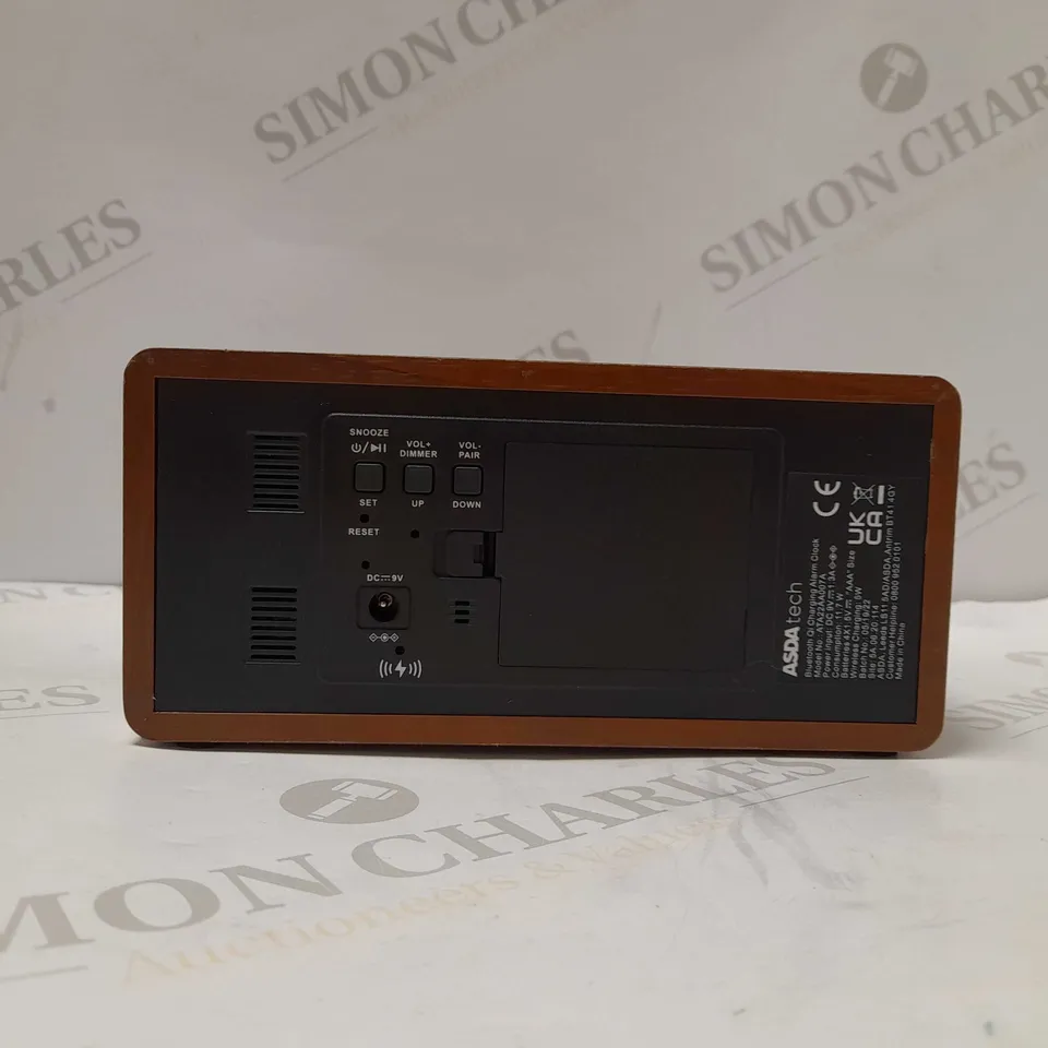 TECH BLUETOOTH QI CHARGING ALARM CLOCK
