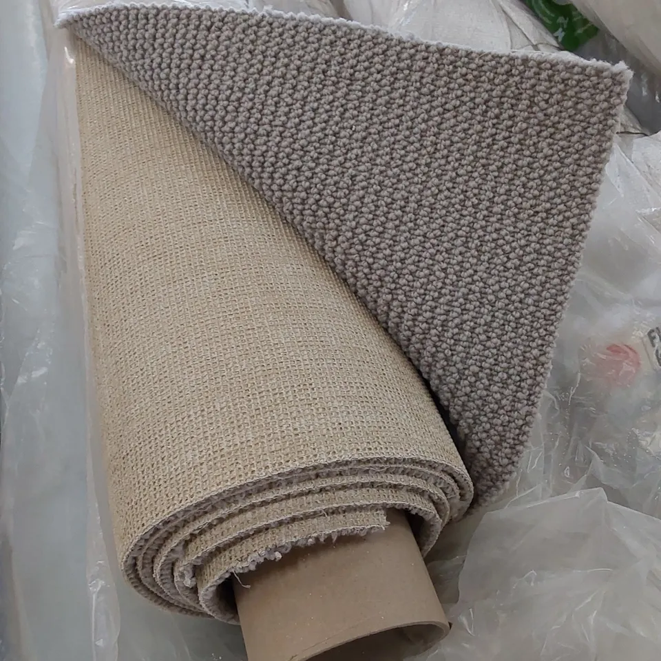 ROLL OF QUALITY MALABAR TWO FOLD COMAR HUSK CARPET // SIZE: APPROXIMATELY 4 X 2.75m