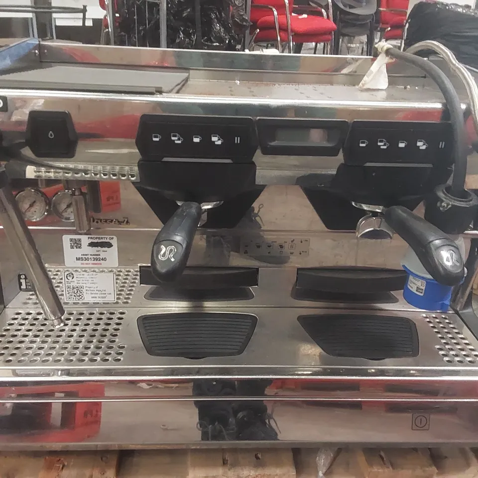 RANCILIO CLASSE 7 2 GROUP COMMERCIAL COFFEE MACHINE WITH ISTEAM