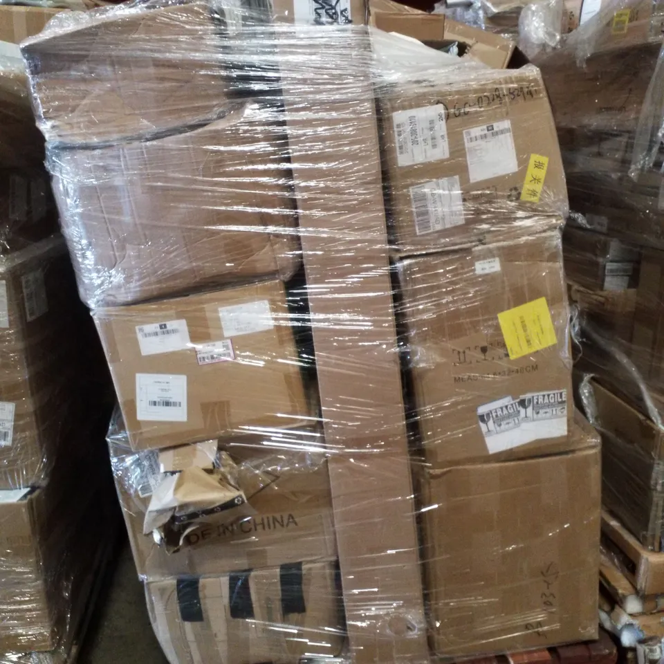 PALLET CONTAINING ASSORTED PRODUCTS INCLUDING AUTOMOBILE GRILLE, WIRELESS MOBILE WIFI & WIPER CONNECTING ROD