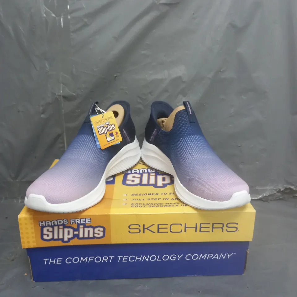 SKECHERS HANDS FREE SLIP INS TRAINERS NAVY/PURPLE SIZE 5