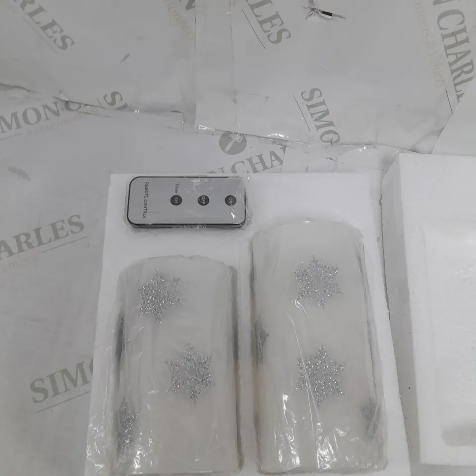 OUTLET HOME REFLECTIONS SET OF 2 FLAMELESS SNOWFLAKE GLITTER CANDLES