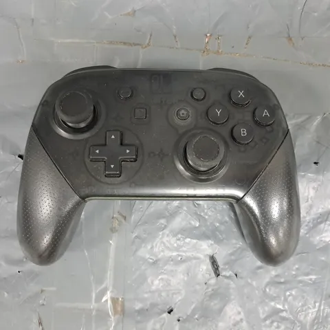 NINTENDO SWITCH GAME CONTROLLER HAC-013