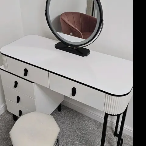 BOXED NITZA DRESSING TABLE WITH MIRROR 