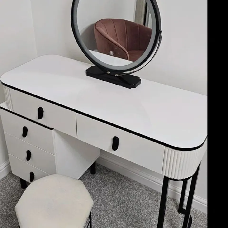 BOXED NITZA DRESSING TABLE WITH MIRROR