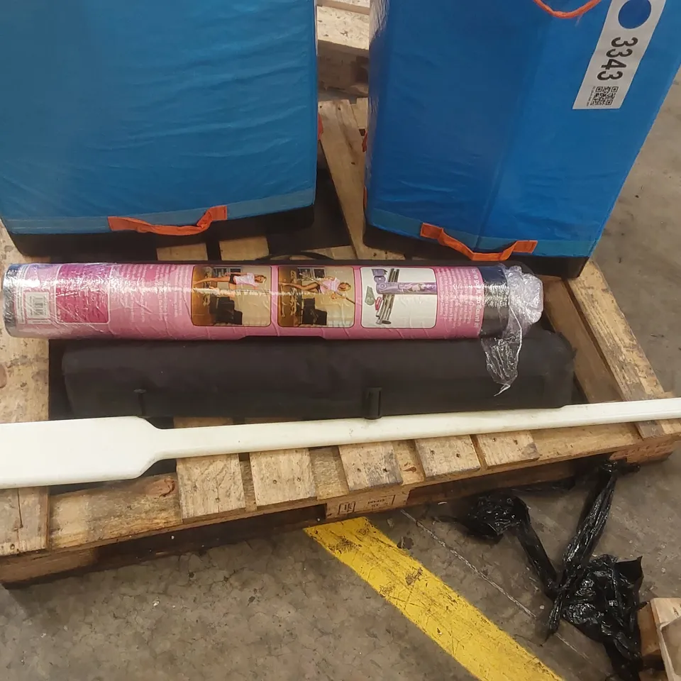 PALLET CONTAINING A LARGE QUANTITY OF ASSORTED ITEMS INCLUDING: WINTER HATS, HAIR INSERTS, ASSORTED BUTTON CELLS, CATERING ITEMS ECT