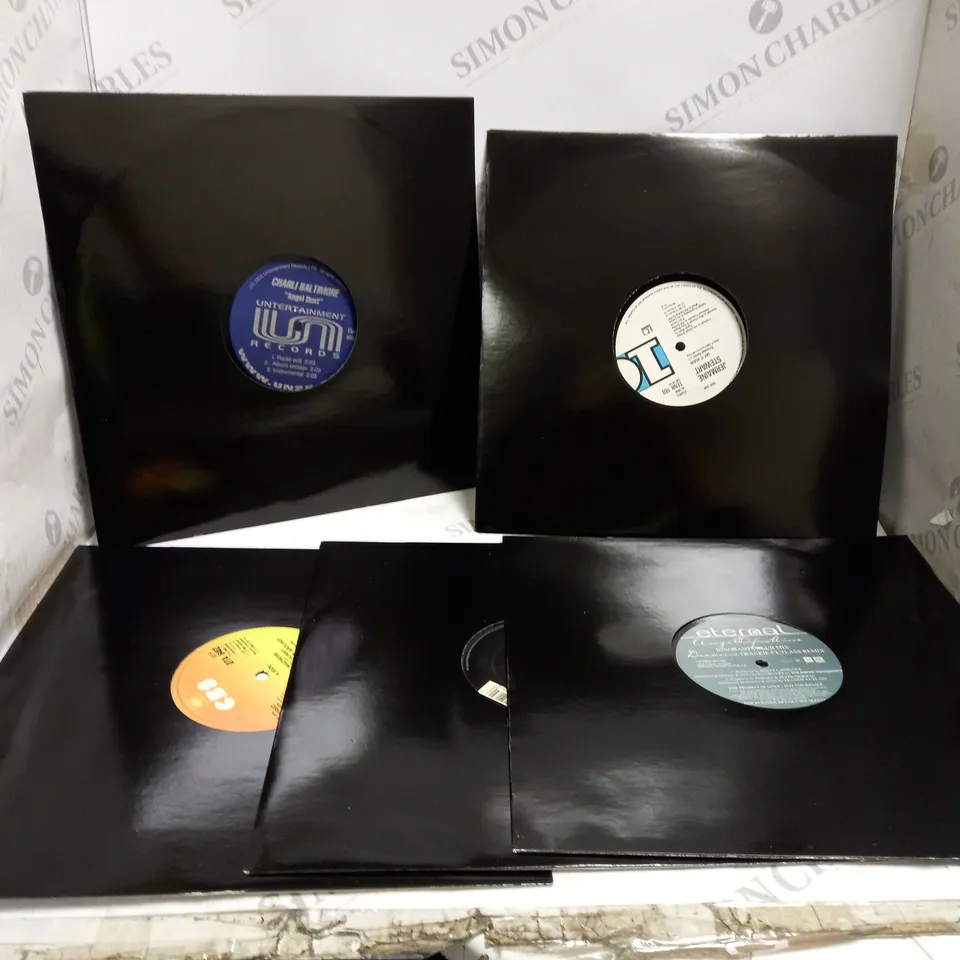 APPROXIMATELY 10 ASSORTED VINYL DISKS FROM VARIOUS ARTISTS TO INCLUDE M.C. HAMMER, KEITH SWEAT, ALEXANDER O'NEAL ETC 