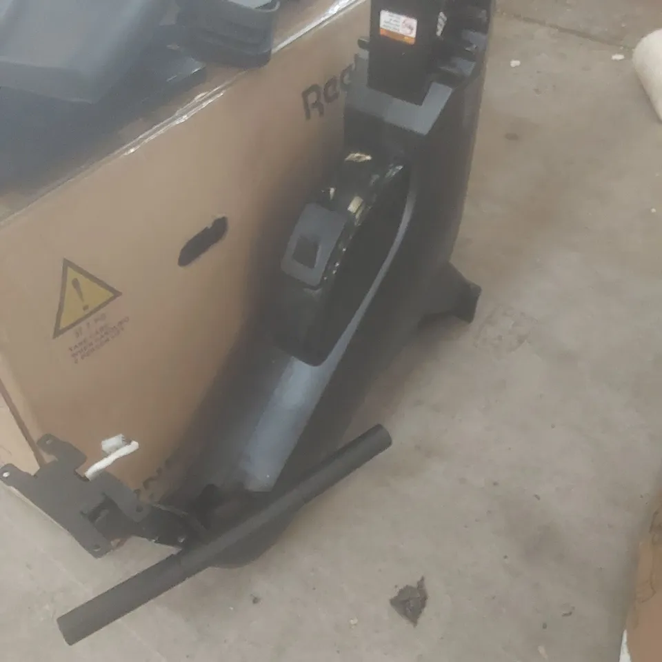 NORDICTRACK RW300 ROWER MACHINE 