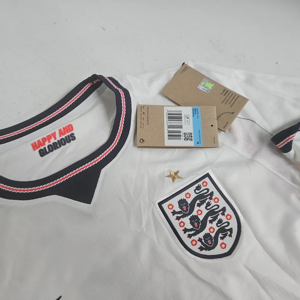 ENGLAND MENS FOOTBALL SHIRT IN WHITE - M