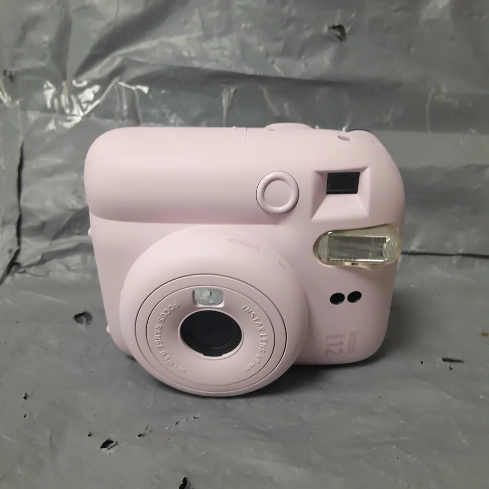 BOXED FUJIFILM INSTAX MINI 12 INSTANT CAMERA - PINK  RRP £130.99