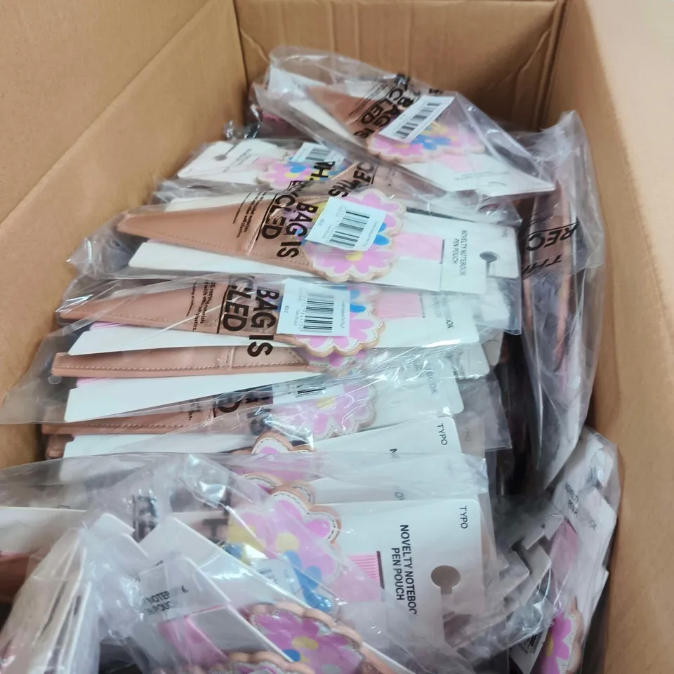 BOX OF APPROXIMATELY 180 X TYPO NOVELTY NOTEBOOK PEN POUCH