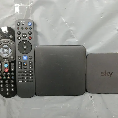 APPROXIMATELY 10 ASSORTED ITEMS TO INCLUDE - SKY HUB , SKY REMOTE ETC