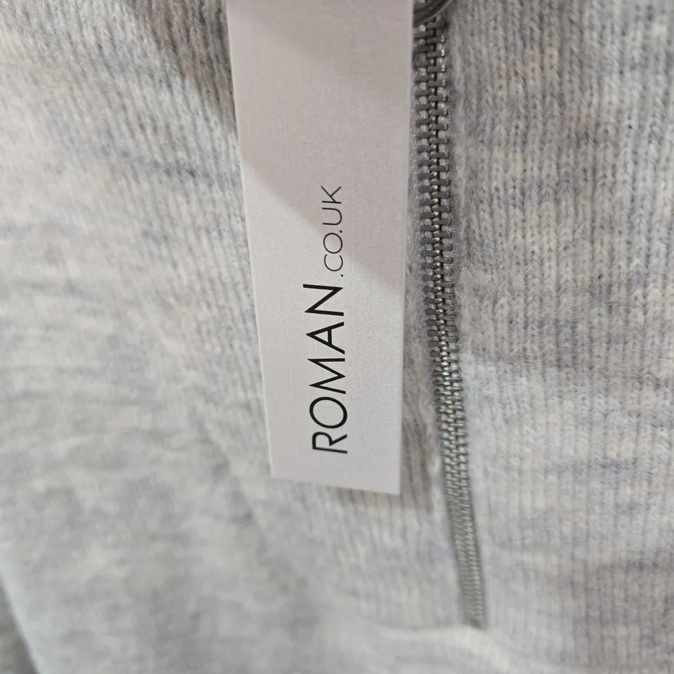 ROMAN KNIT ZIP-NECK SWEATER – GREY, SIZE M