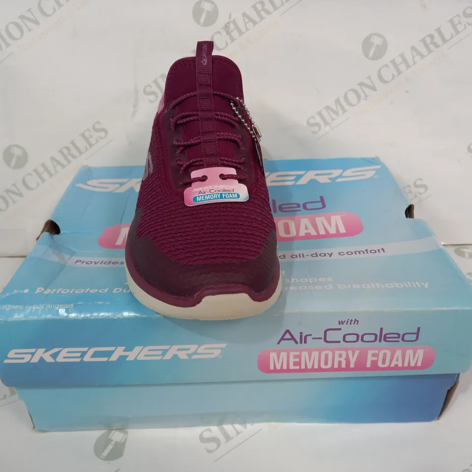 BOXED PAIR OF SKECHERS AIR-COOLED MEMORY FOAM SHOES IN RASPBERRY UK SIZE 3