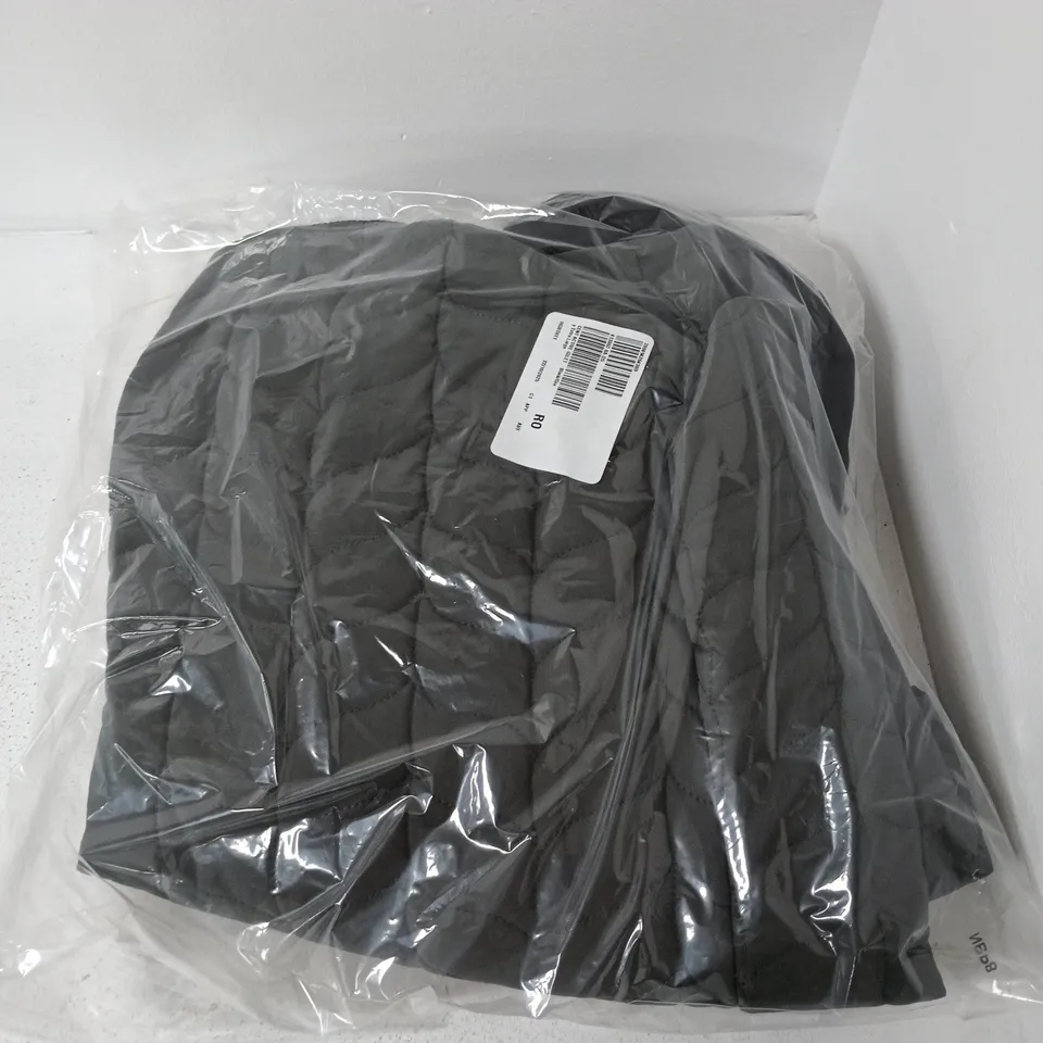 BAGGED CENTIGRADE ACTIVE GILET IN BLACK/GREEN - XL