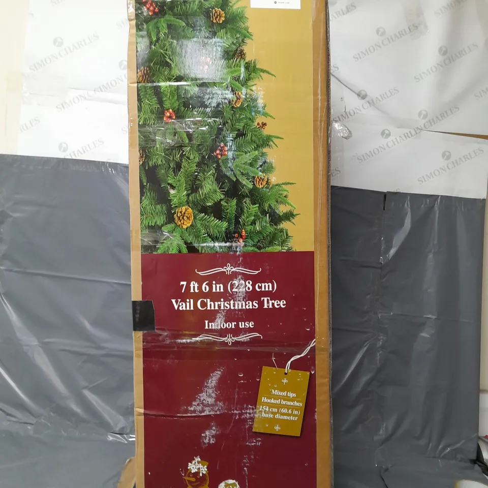 7FT 6IN VAIL CHRISTMAS TREE 