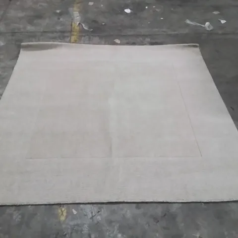 QUALITY DESIGNER AREA RUG - APPROXIMATELY 210X210