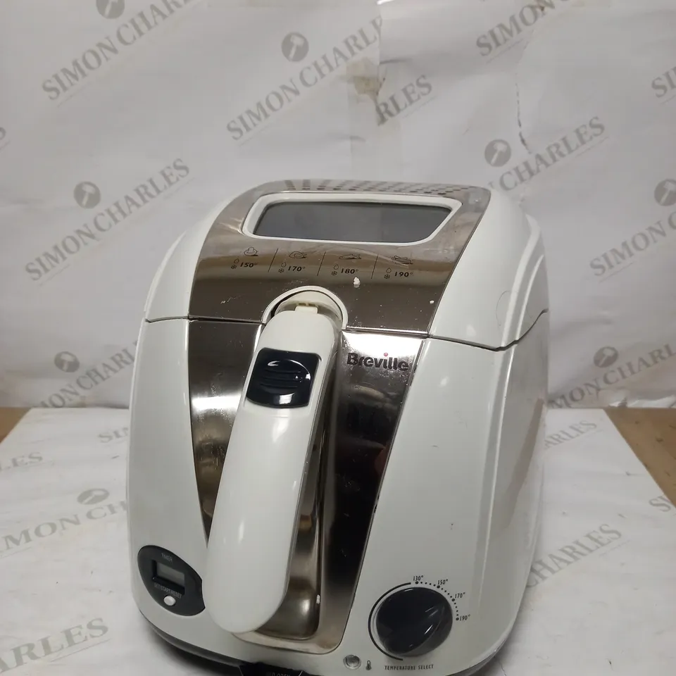 BREVILLE EASY CLEAN DIGITAL FRYER 