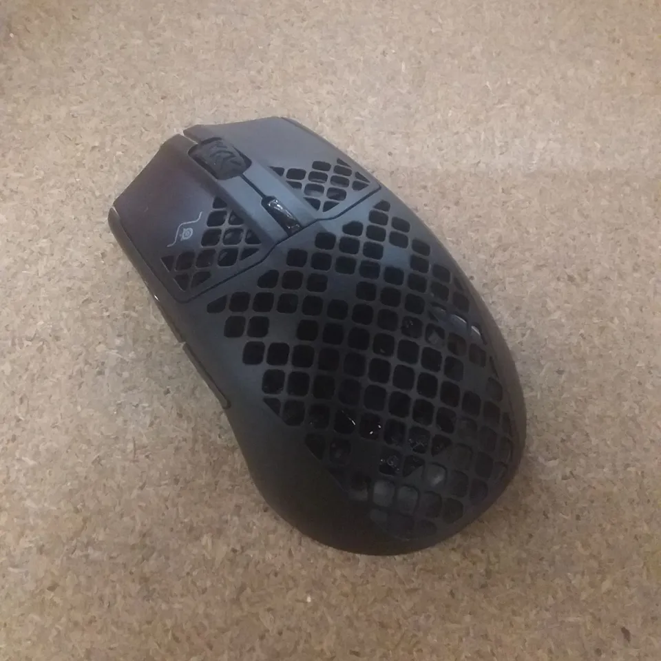 STEELSERIES AEROX 3 WIRELESS MOUSE