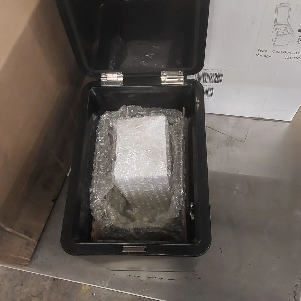 BOXED FRANKE COOL BOX