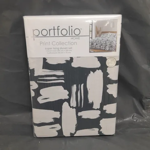 SEALED PORTFOLIO PRINT COLLECTION DUVET SET - SUPER KING 