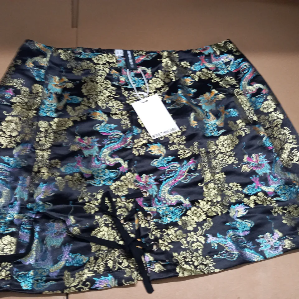 SOMETHING NEW SHORT SKIRT - EU XL